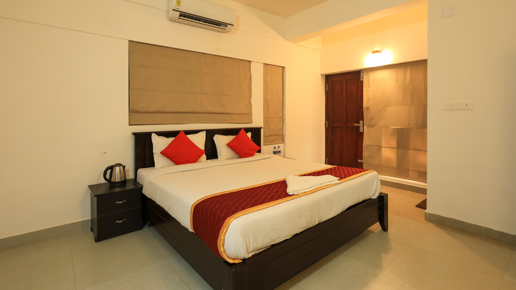 Cliff Villa - Valley View