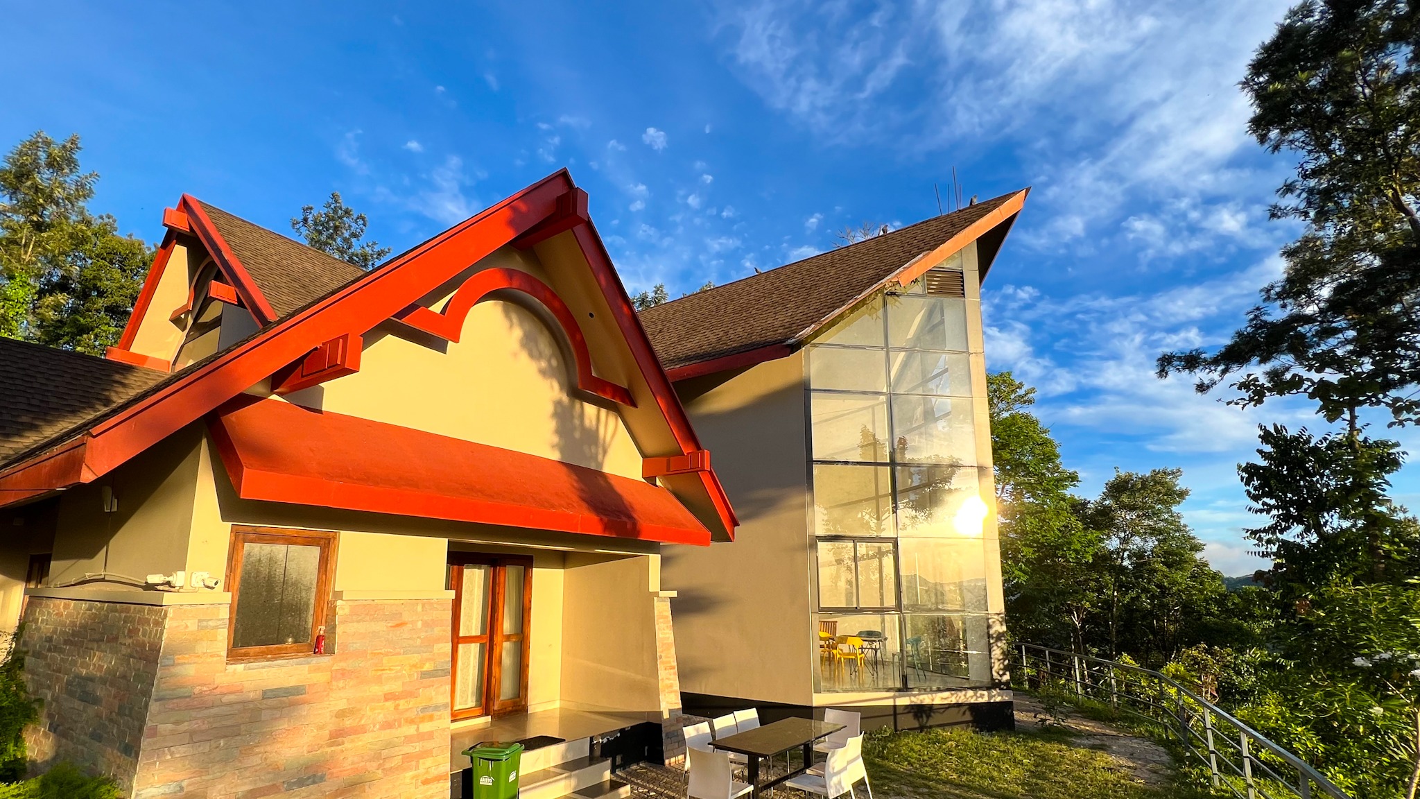 Cliff Villa - Valley View